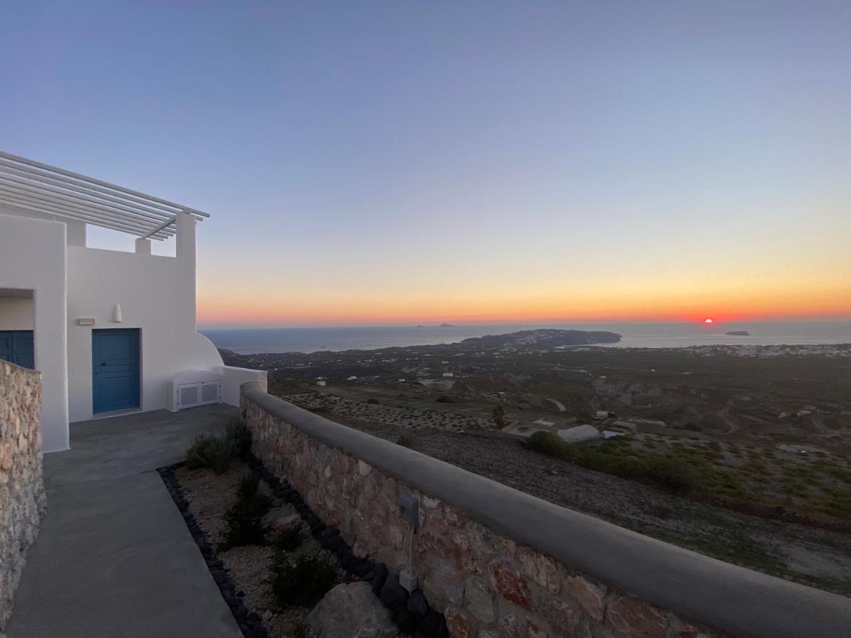 Ena Suites Santorini Pyrgos Kallistis ภายนอก รูปภาพ